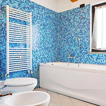 Simplistic In Near Parco Di Rocca Appartement *